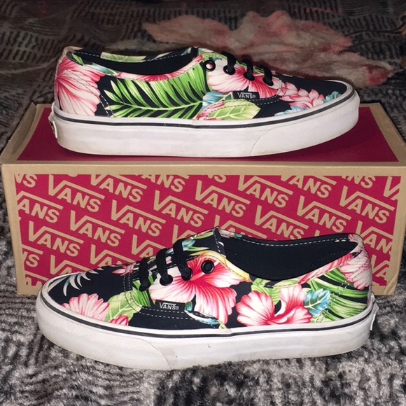 Vans Shoes - Vans Authentic Hawaiian Print size 6.5